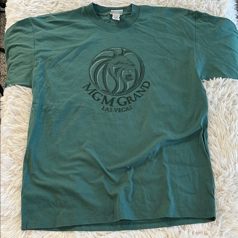 Vintage MGM Grand Las Vegas T shirt Size XL